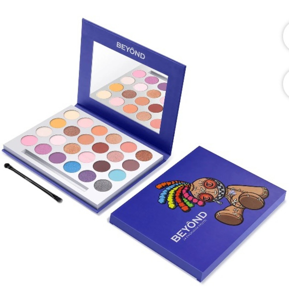BEYOND Eyeshadow Palette 24 Colors Shimmer Matte Soft Pinks Purples Palette